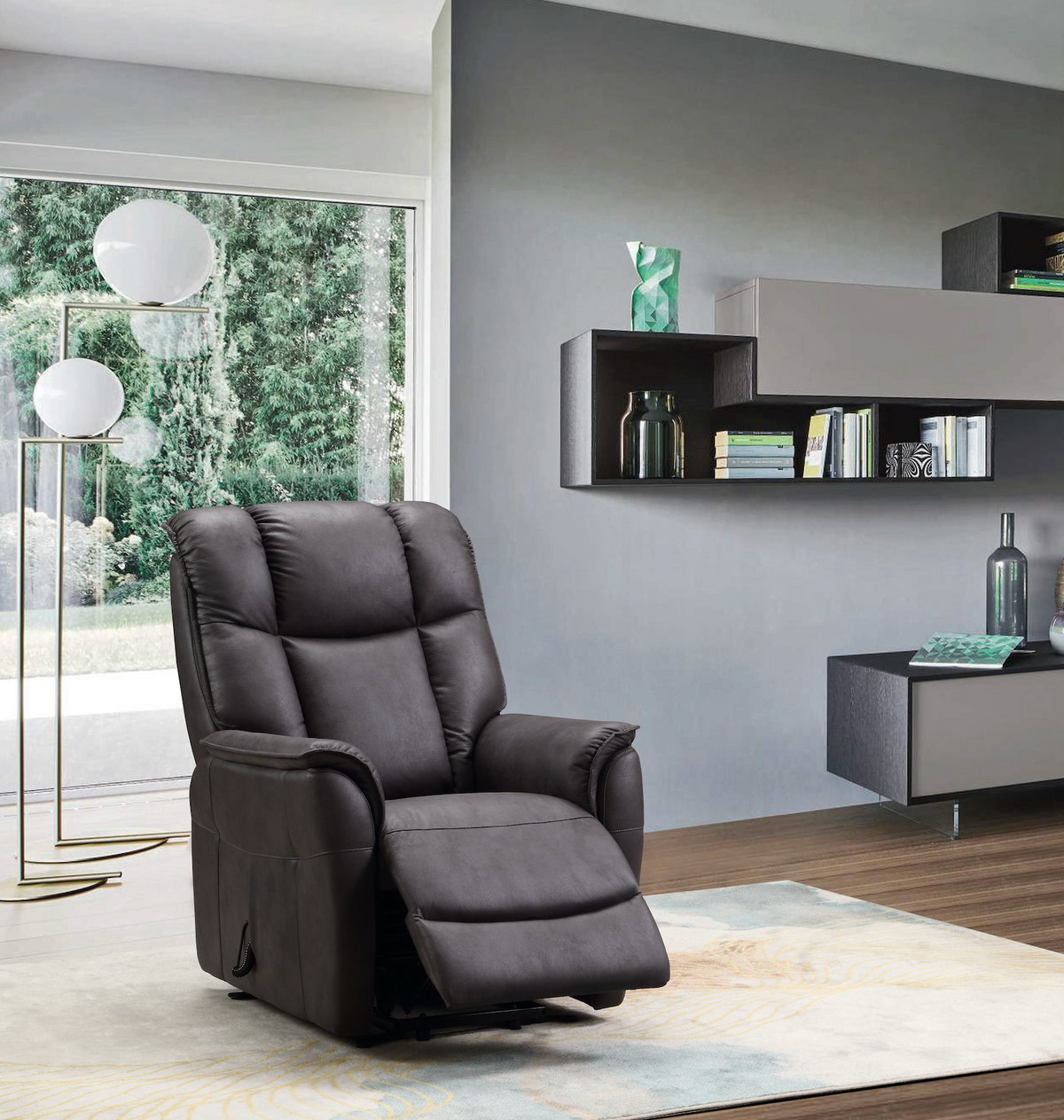 Renato Lift & Rise Chair