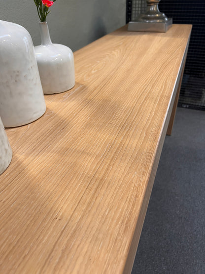 Bespoke Ajax Cosole Table